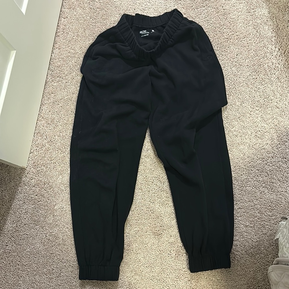 Black Hollister sweatpants. Size small